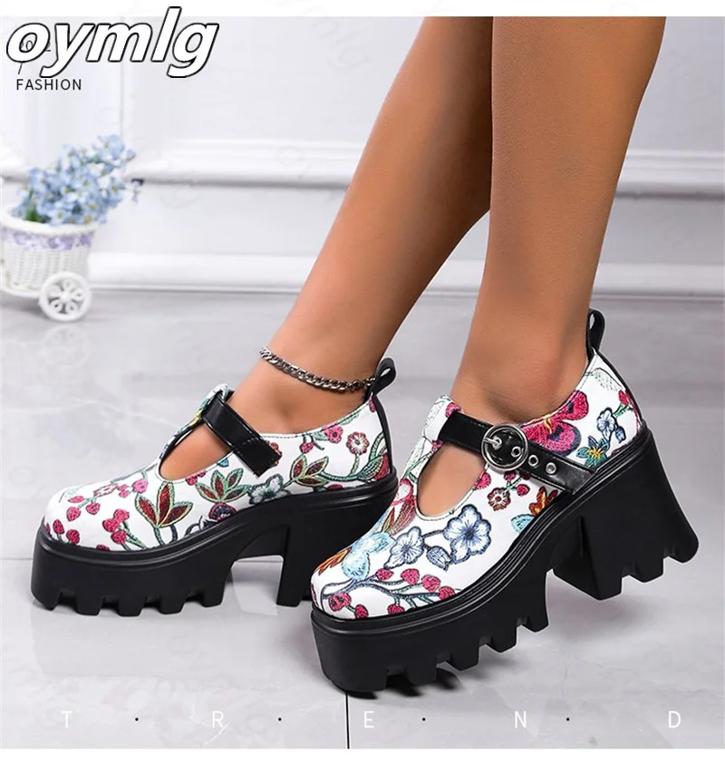

2022early spring new fashion high-heeled round toe print40-43 large size buckle women's shoes womens platform heels high heels