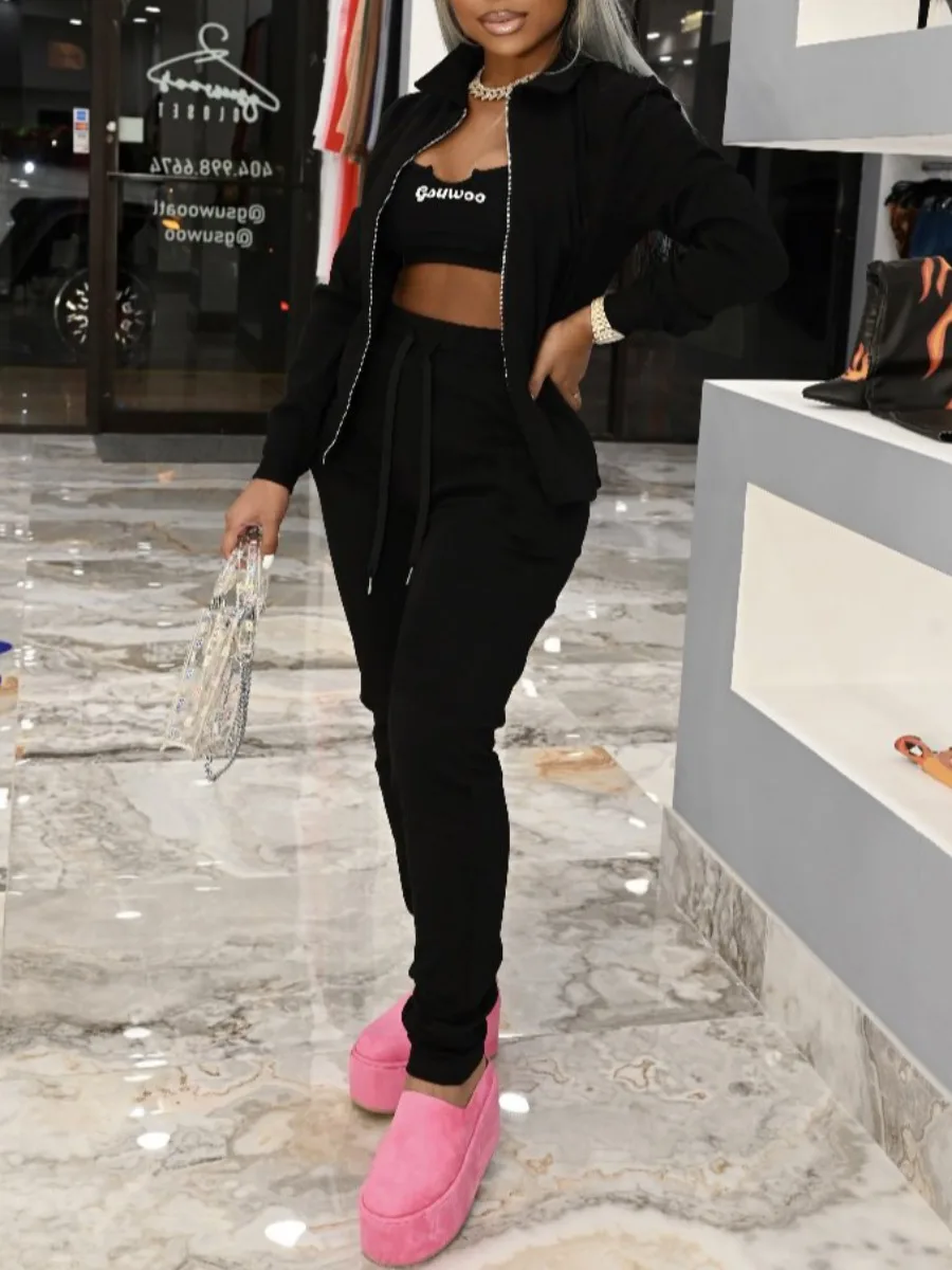 Рисунок 5 - Однотонная куртка на молнии с длинным