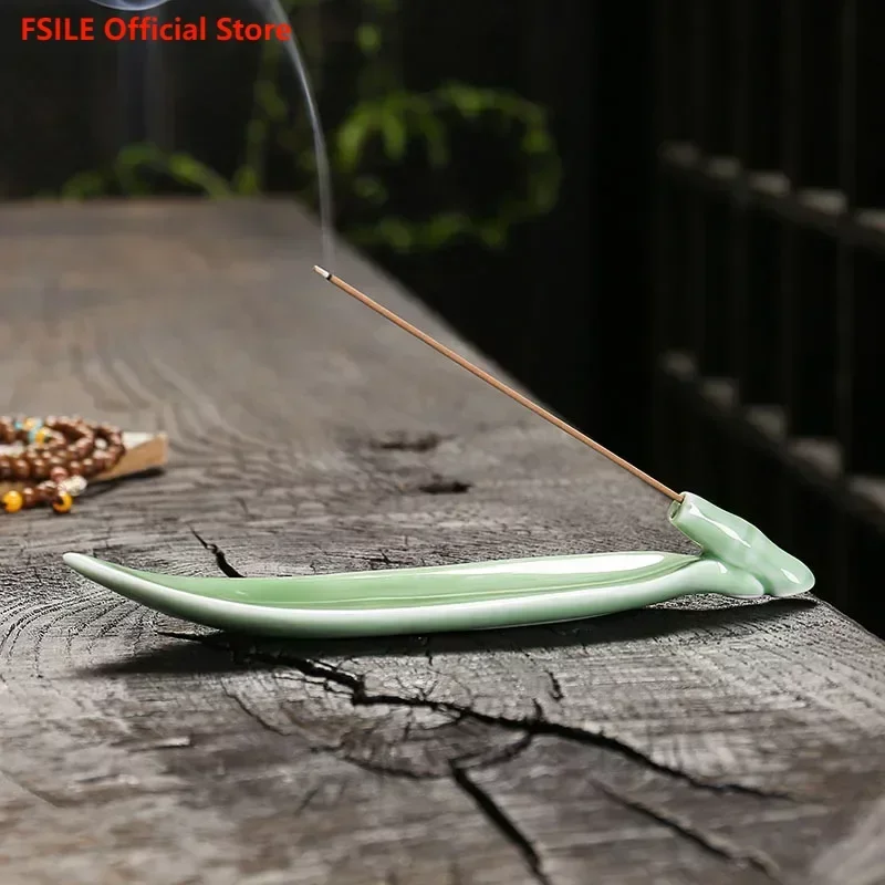 

FSILE Ceramic Aromatherapy Stove Decoration Creative Blue Porcelain Bamboo Leaf Bamboo Joint Sleeping Incense Stove Home Decor