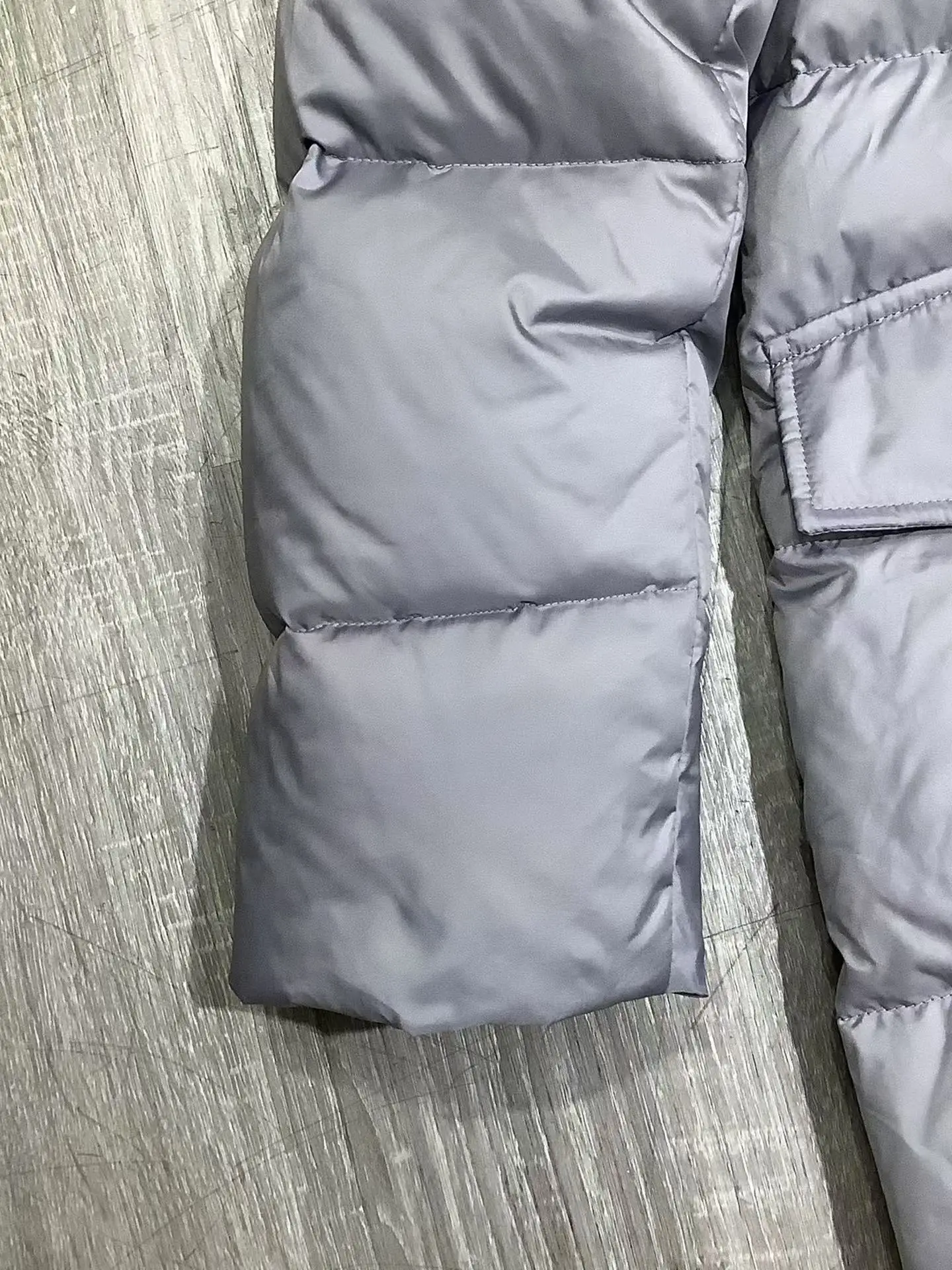 Привет новый однотонный толстый и теплый пуховик с капюшоном темпераментом