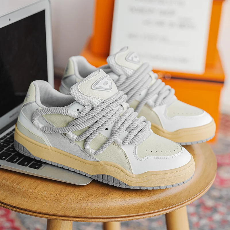 Fashion Sneakers for Men 2023 Retro Skateboard Tennis Shoes Women Casual Lace Up Designers Shoes chaussure homme Unisex