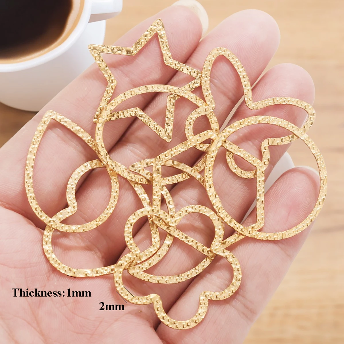 15 шт. рельефные геометрические полые сердца овальной Луны цветка для