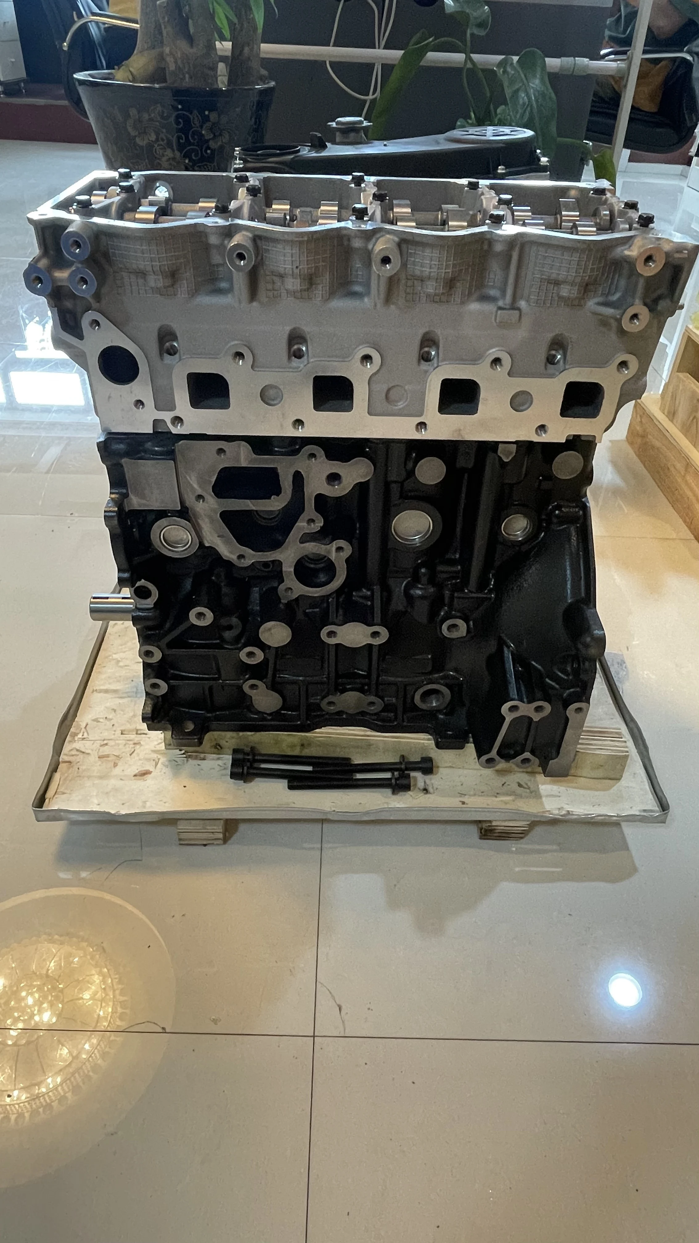 Новый двигатель YD25 для Nissan Navara NP300 (Long Block) (art.: 3920db6ee5d53) - 3920db6ee5d53