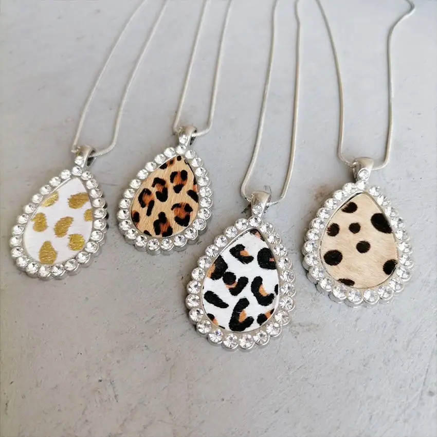 

Cubic Zirconia Border Genuine Leather Leopard Teardrop Pendant Necklace for Women 2022 Summer New Style Cheetah Necklace