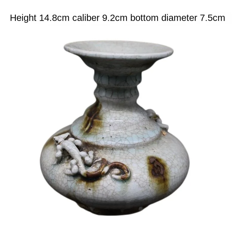 

Song Dynasty Hutian Kiln Carved Jade Pot Spring Bottle Folk Collection Antique Household Wine Pot Porcelain Ornaments
