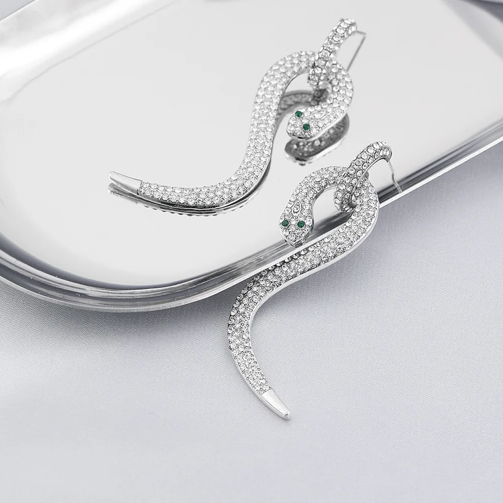 

New Arrivals Rhinestone Long Drop Earrings for Women Shiny Snake Shaped Ear Stud Jewellry Personality Animal Dangle Earrings