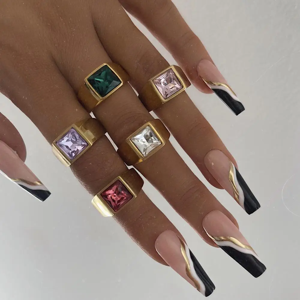 

VintageColorful Rhinestone Rings Geometric Square Crystal Finger Rings for Women Girls Wedding Party Temperament Jewelry Gifts