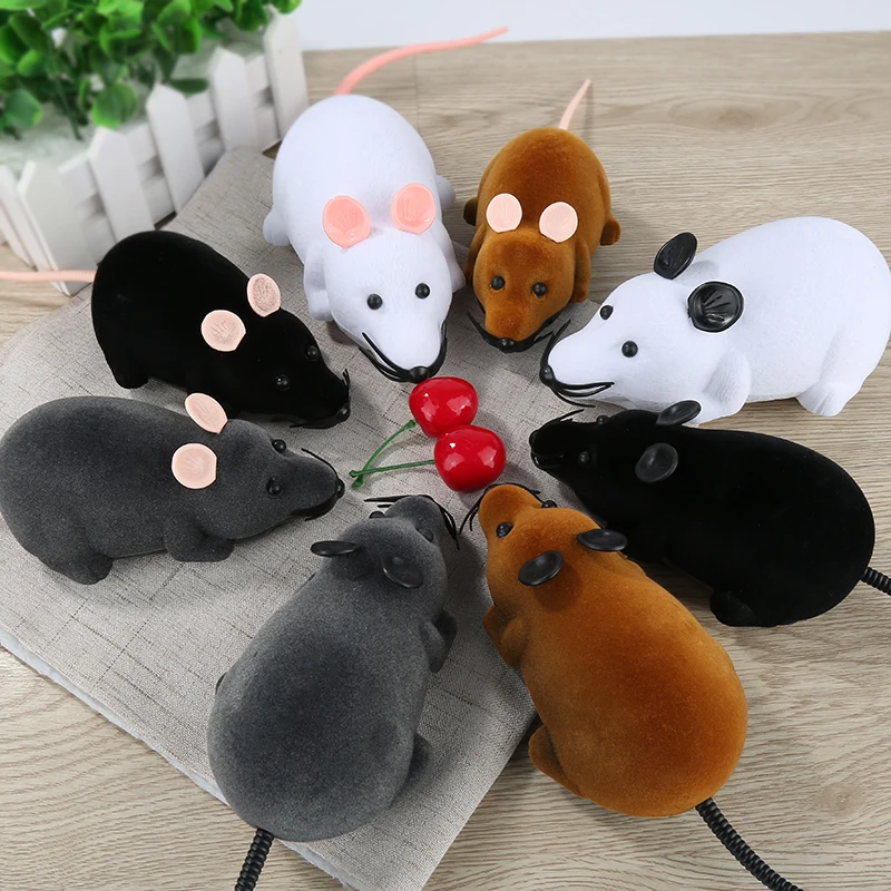 

New Lovely Funny Pet Cat Mouse Toy Wireless RC Mice Cat Toys Novelty Remote Control Mouse Toys For Kitten Cats Gift