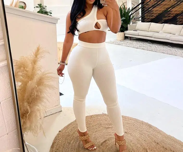 

Женский летний брючный костюм, модный новый однотонный облегающий топ с косым плечом и брюки, спортивный повседневный комплект из двух предметов, женская одежда