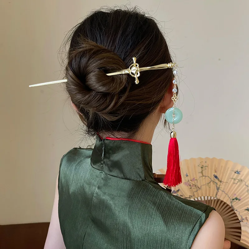 

2022 New Punk Jade Tassel Pendant Sword Hairpin Chinese Simple Hair Sticks for Women DIY Hairstyle Hair Dish Accessories Trendy