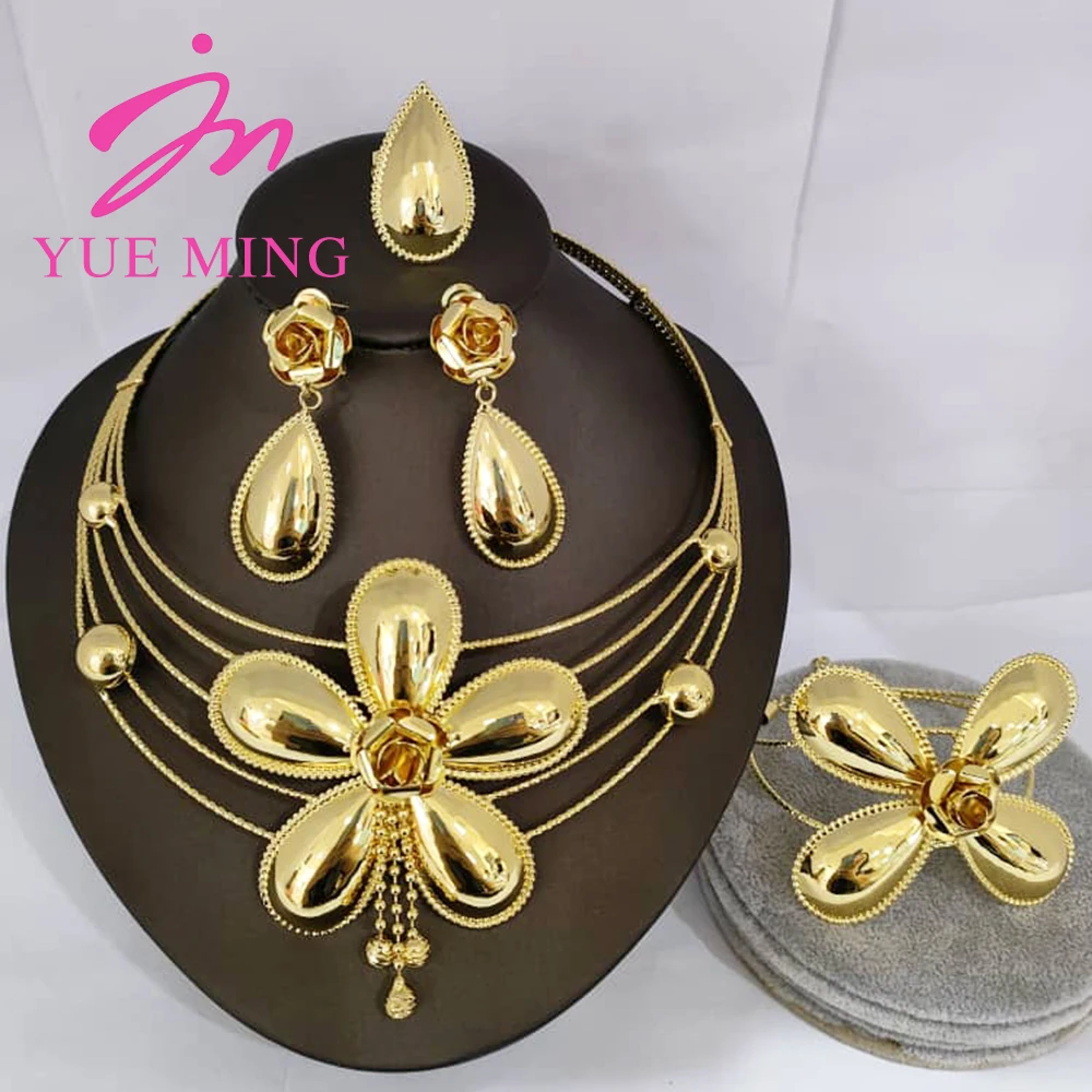 

Gold Color Jewelry Set for Women Flower Shape High Quality Copper Necklace Earrings Bracelect Ring Set for Wedding Party Jewelry