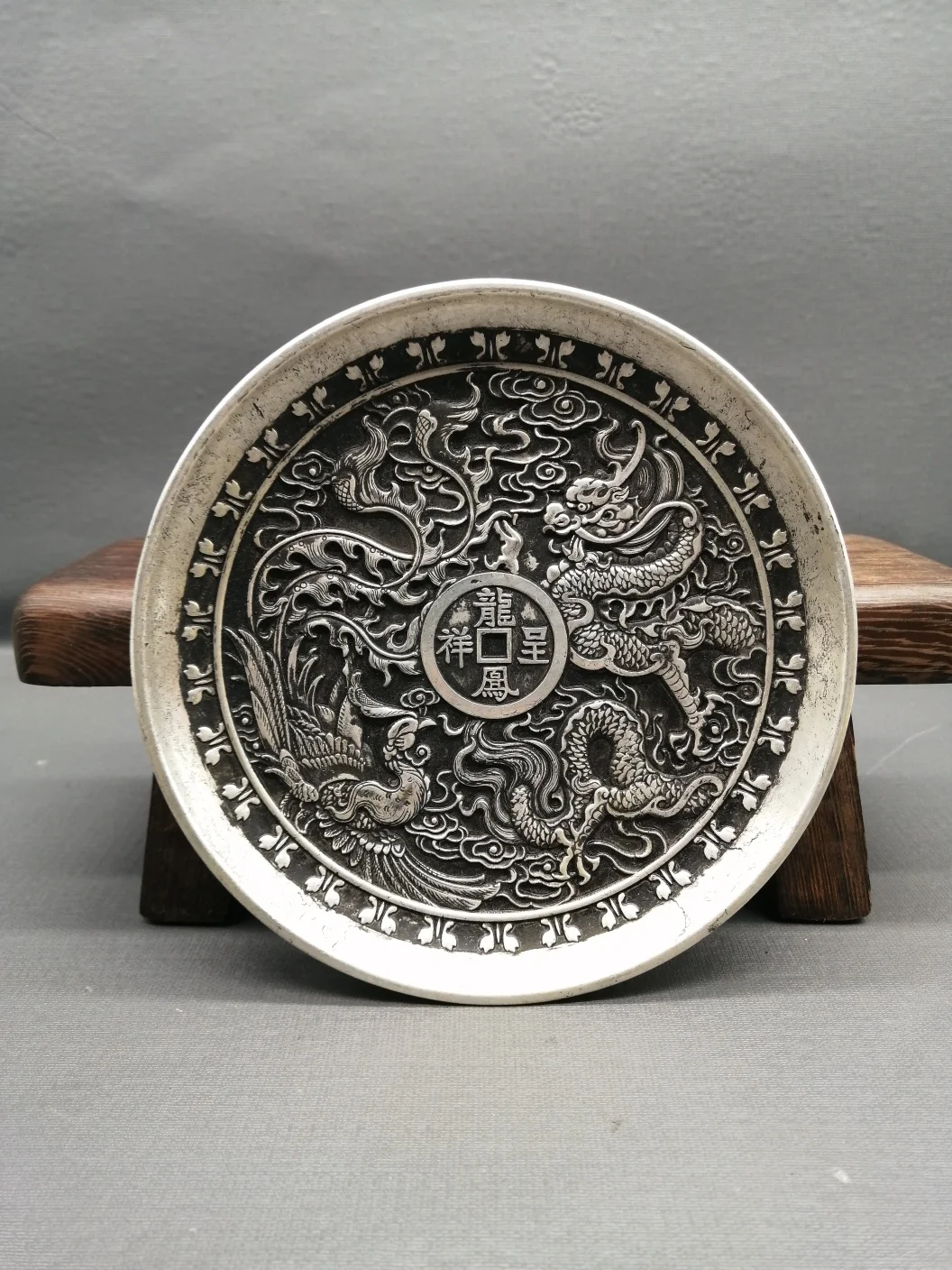 Chinese Elaboration Tibet Silver Engrave Dish Good Luck“Dragon and Phoenix” Metal Crafts Home Decoration Free Delivery Collect