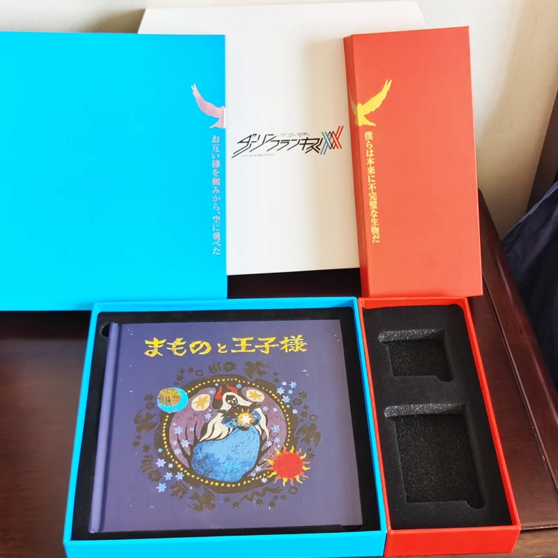 Книга с рисунками аниме Дарлинг во Фране книга чудовище и принц Коллекционные