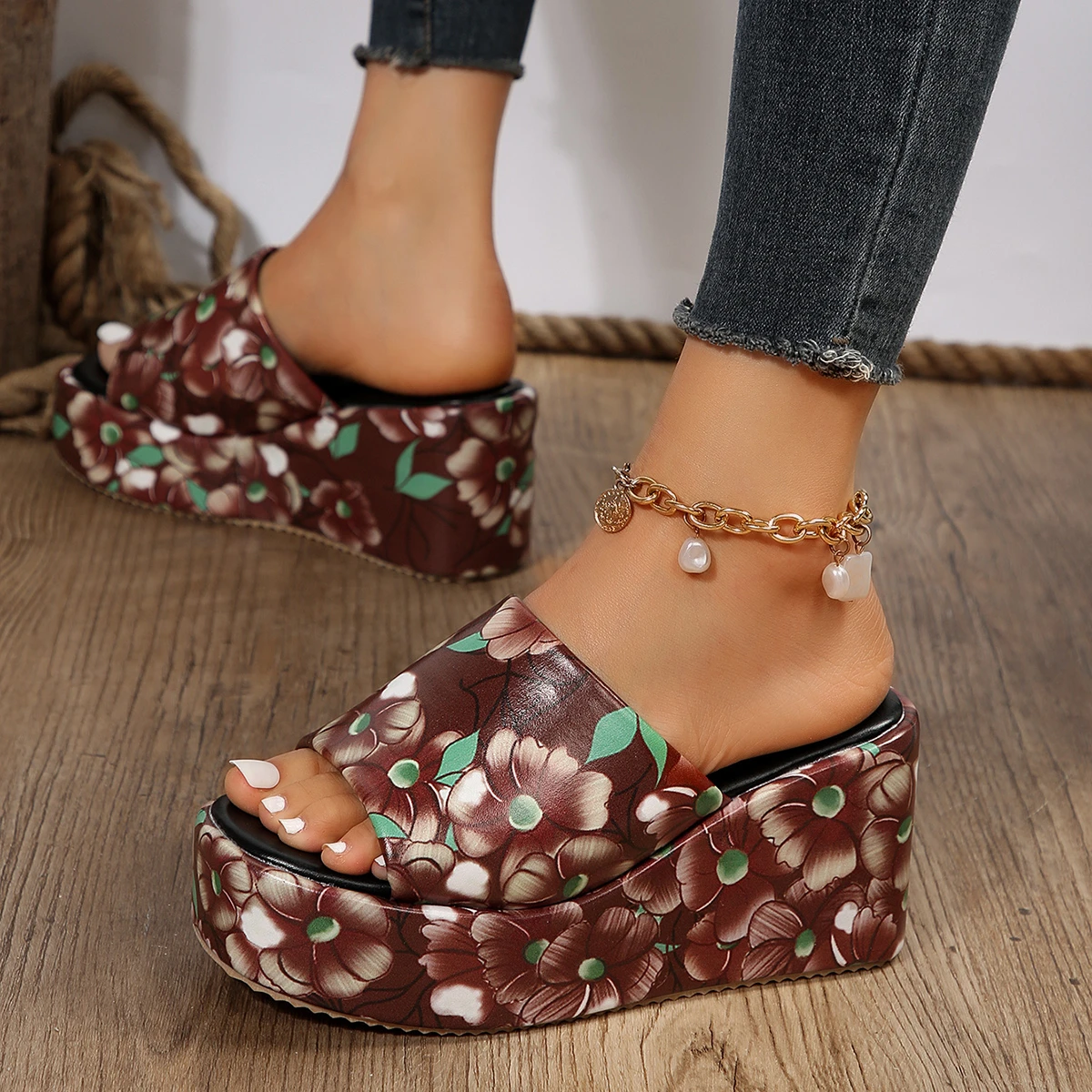 Women's Casual Wedge Platform Slippers 2023 Summer Fashion European Style Simply High Heel Sandals Ladies Outside Walking Shoes