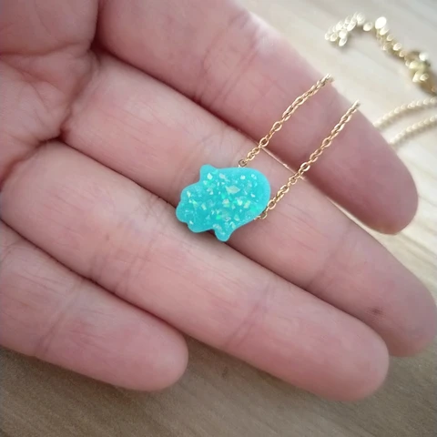 Золотое ожерелье Хамса с опалом GRACE MOMENTS