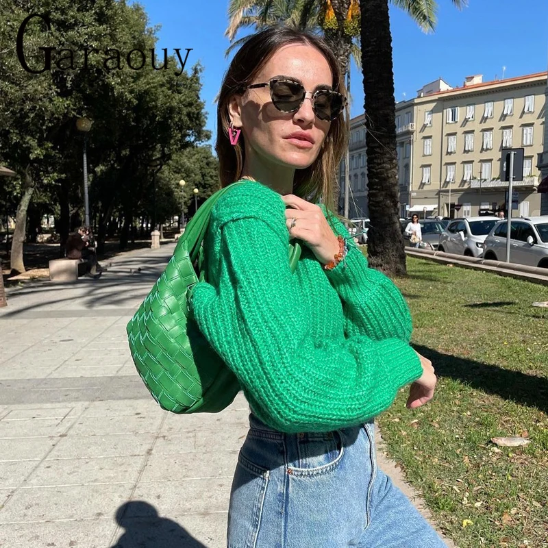 

Garaouy 2022 New Autumn Winter Women's Fashion Solid Color Pullover Lantern Sleeve Round Neck Casual Navel Short Sweater