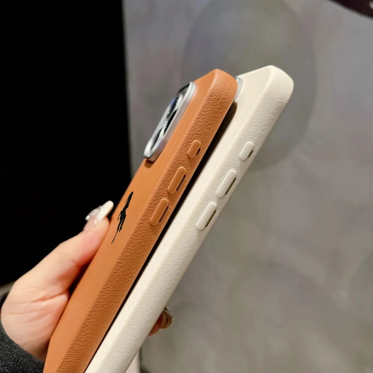 Фото Для iPhone 17 Pro Max Air Case Horse Чехол для телефона iPhone 16E 16 Plus 15 14 13 12 11 7 8 XS X XR Противоударный чехол-бампер Candy №5