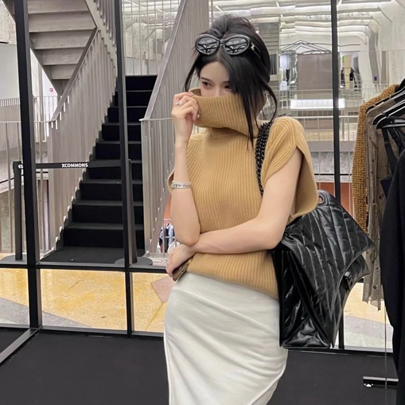 Водолазка свитер жилеты женские осенне-зимние пушистые вязаные топы без рукавов