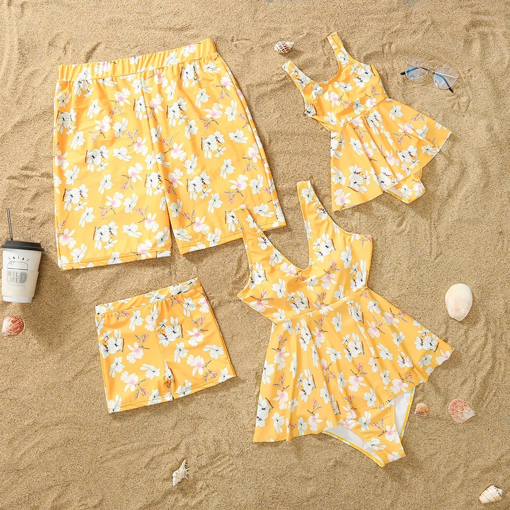 

summer Seaside Vacation Ruffle Sleeve Swimsuits Family Look Floral Full Print Yellow Swim Sets Family Matching Outfit Swimwear