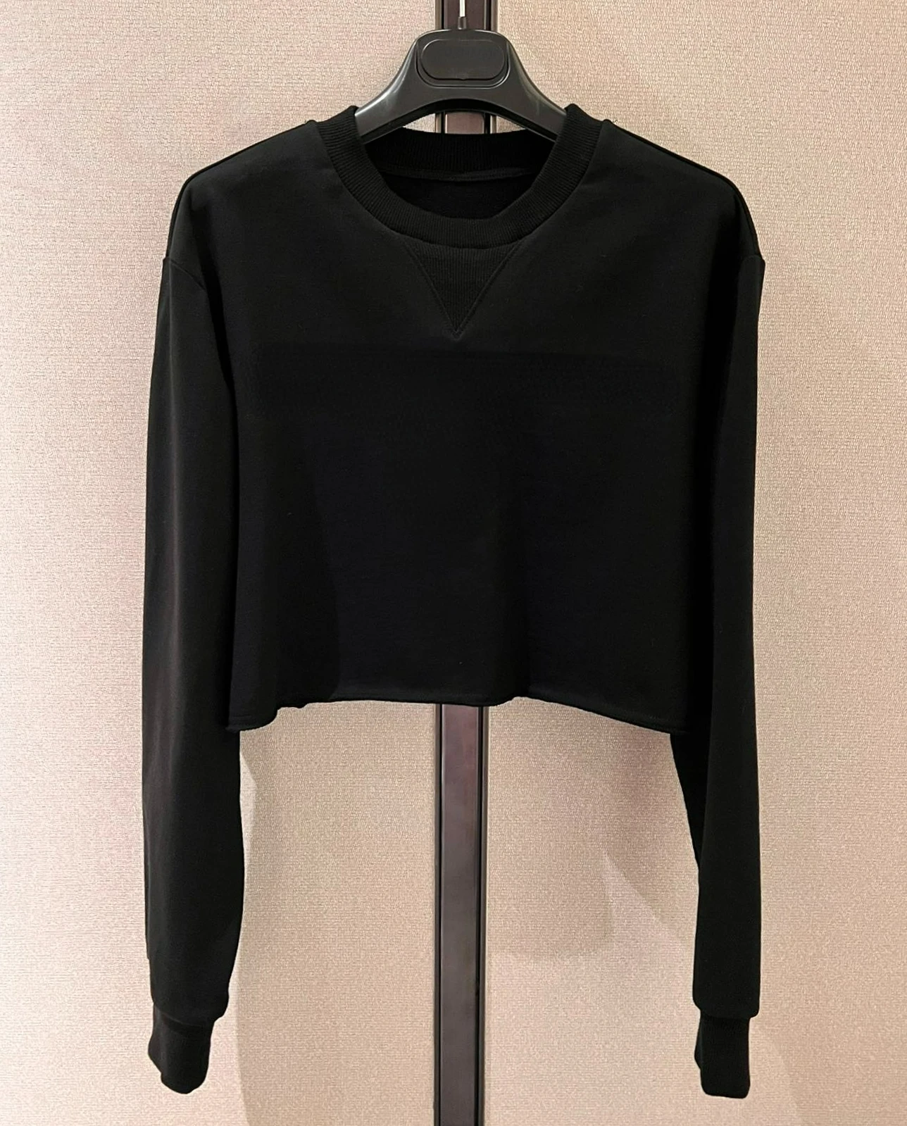 

Top Quality 2022 Autumn Women's Black Charactors Printing Hoodie Short Autumn/Winter for Grace Ladies