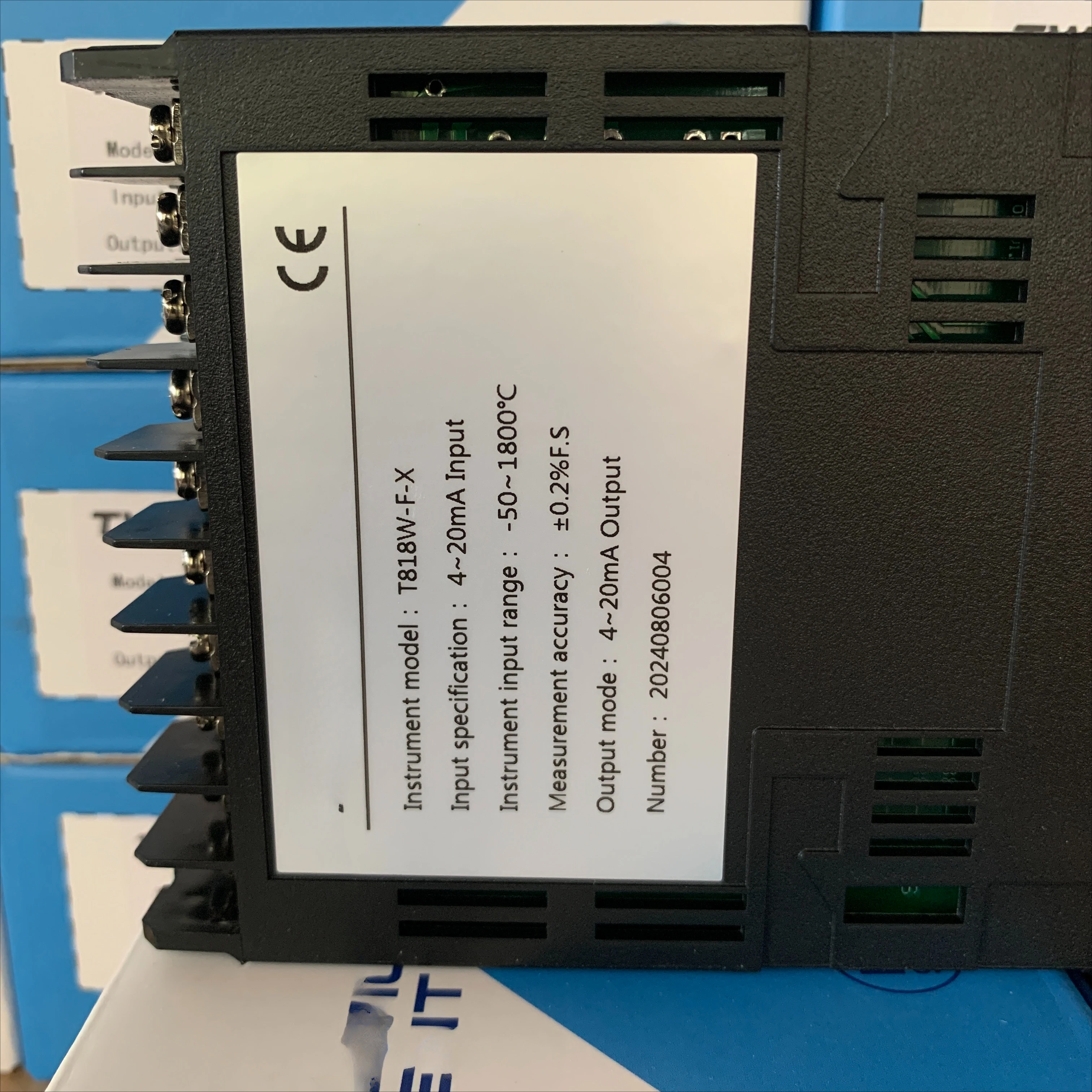 T818W-F-L Измеритель контроля температуры T818W-F-X в печи T818