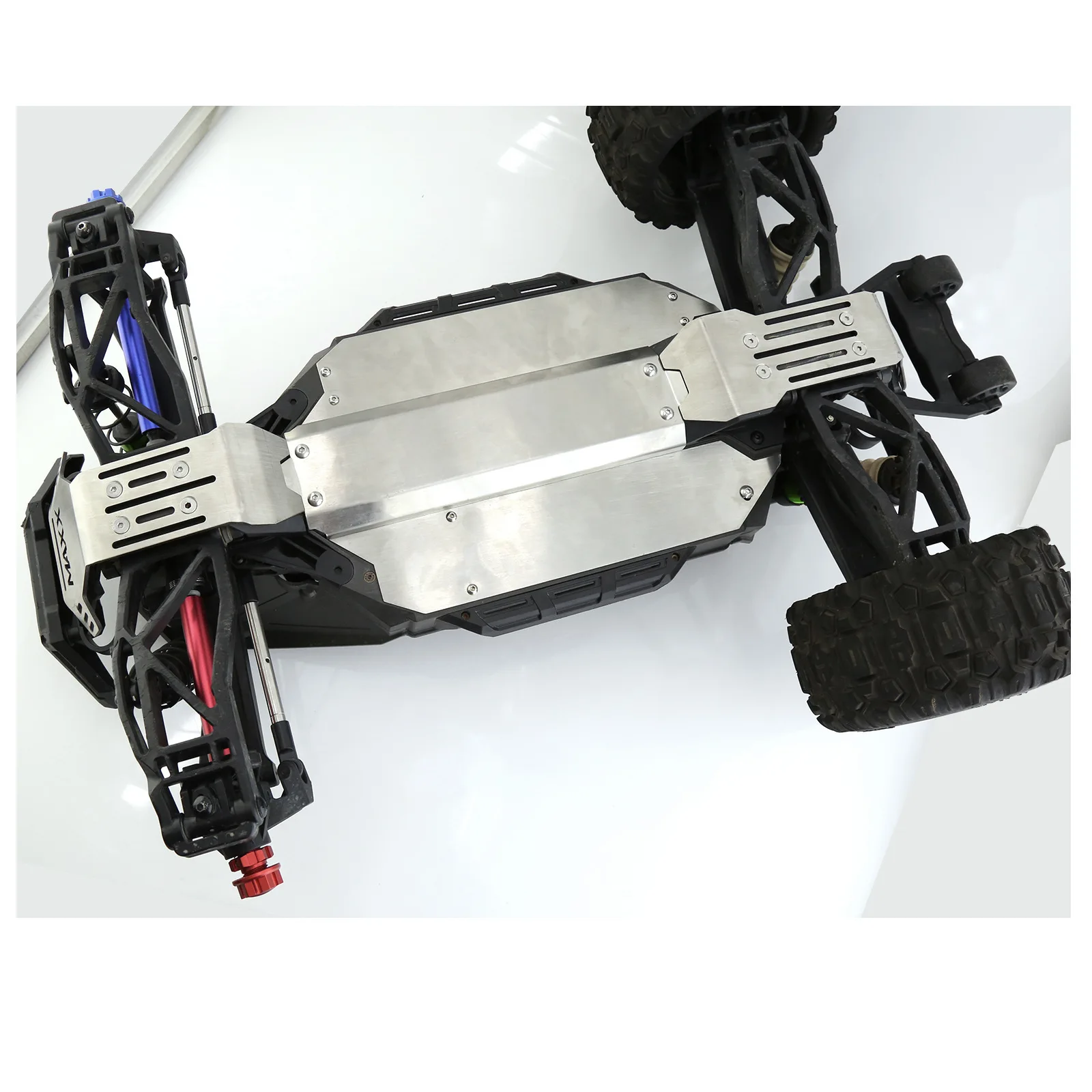 Фото Удлиненная защитная пластина шасси из нержавеющей стали для модернизации радиоуправляемого монстр-трака Traxxas Maxx V2.0 масштаба 1/10 №1