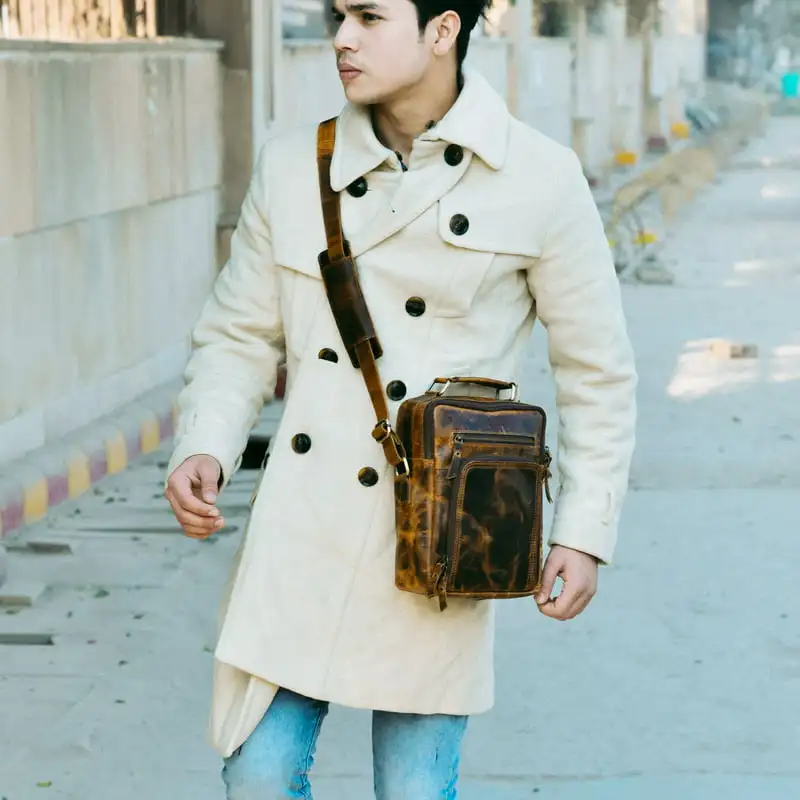 Fashionable Men's Small Shoulder Messenger Bag Purse, Ideal for Work & Everyday Use, Perfect Crossbody Bag for Men.