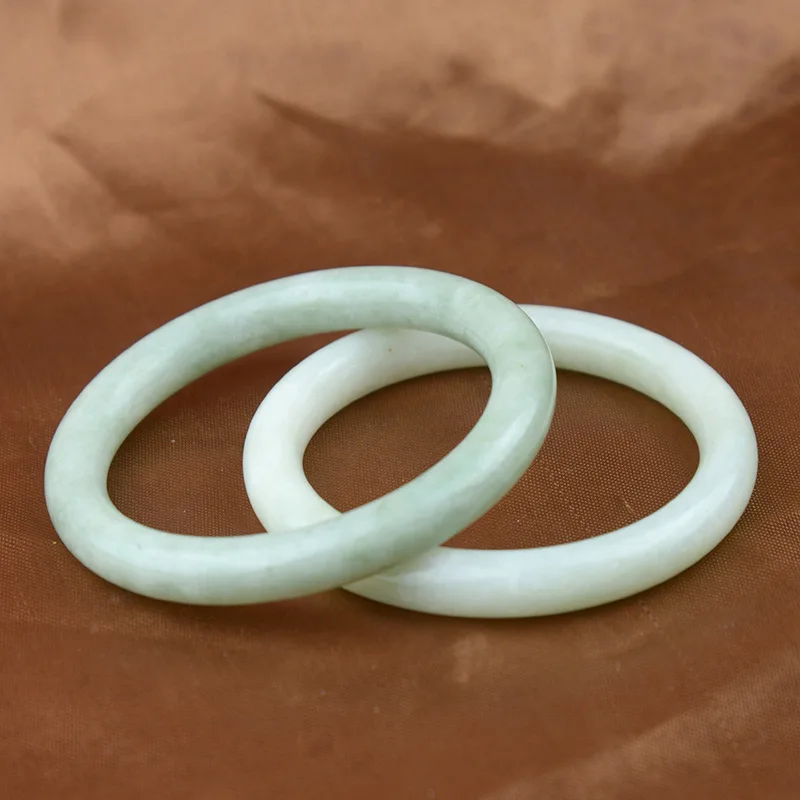 

Natural Light White Hand-carved Round Bar Jade Bracelet Fashion Boutique Jewelry for Men and Women Guizhou Cui Bracelet Gift