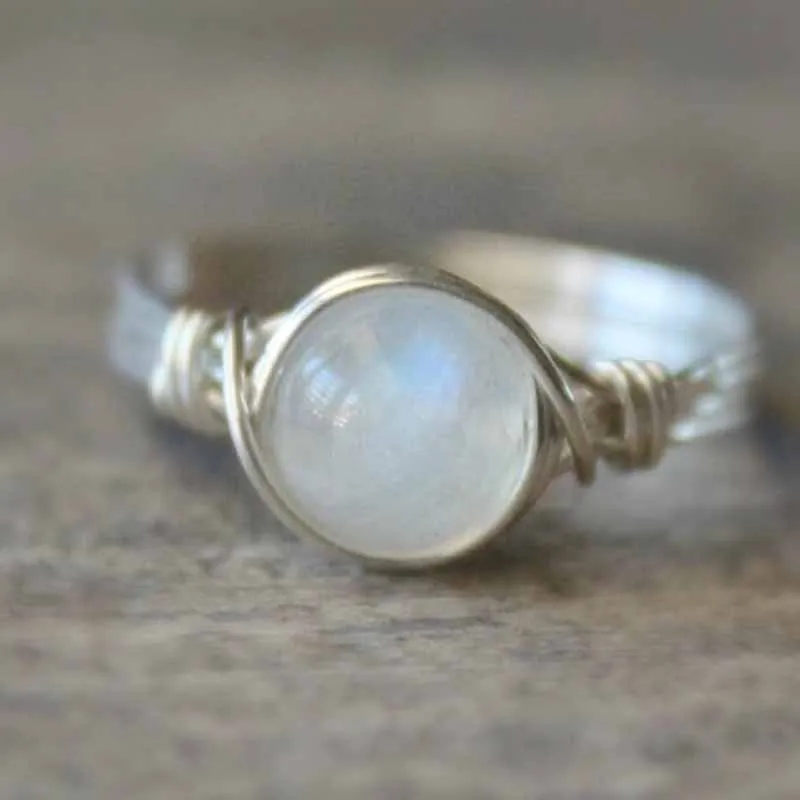 

Charm Round Moonstone Color Engagement Ring for Women White Birthstone Finger Anniversary Party Jewelry Z4X755