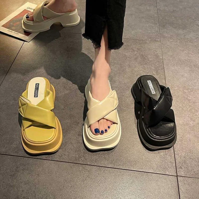 Designer Fashion Women Casual Slippers Hook  Loop Open-toed Outside Women Cross-tied Slippers Platform Soft-soled Women Sandals