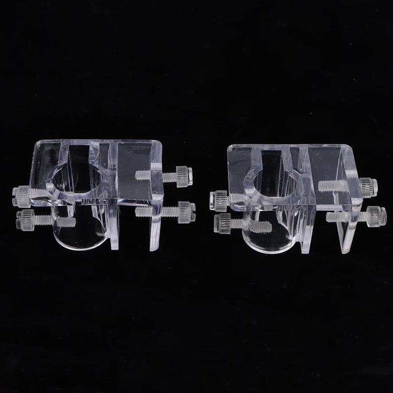 Зажим для подачи воды в аквариум