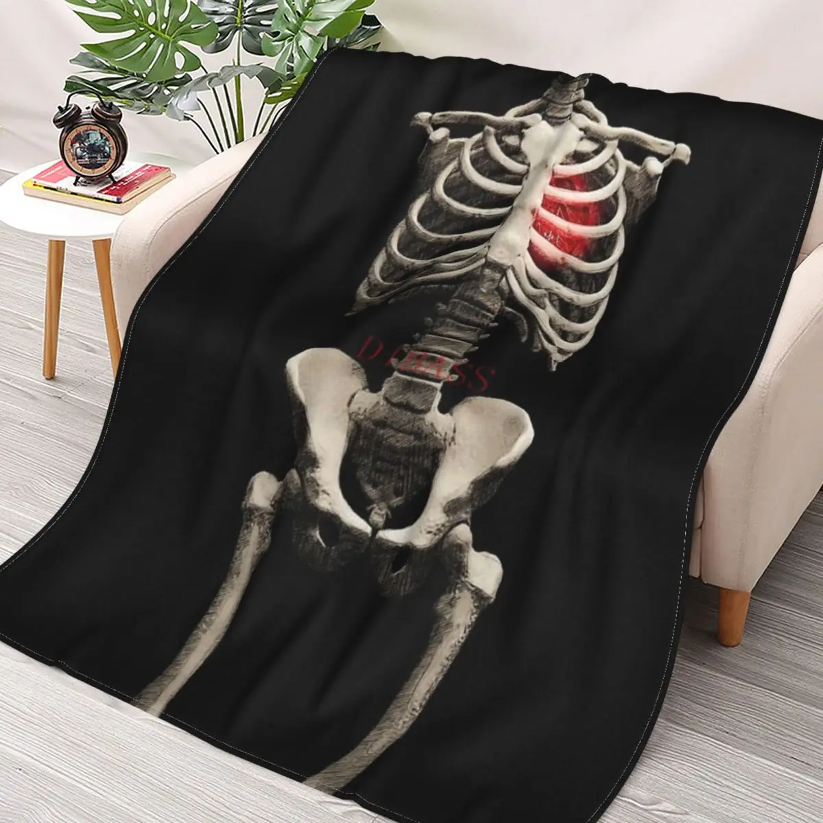 

Skeleton Love (Halloween) 3D Printed Flannel Throw Blanket