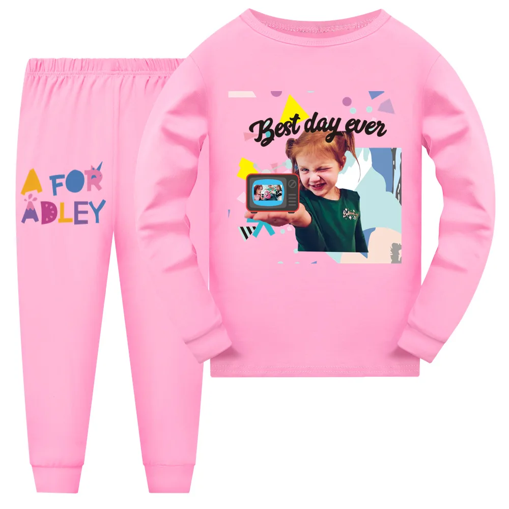 

Детский комплект из двух предметов, топ и штаны