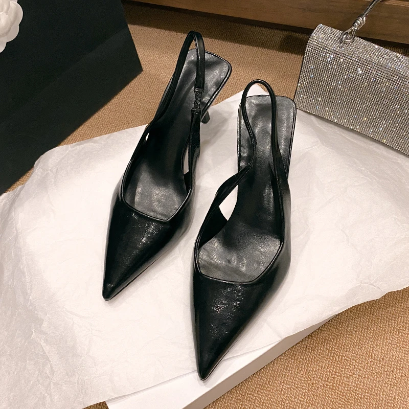 Новые женские пикантные босоножки на узком каблуке с полой пряжкой современная