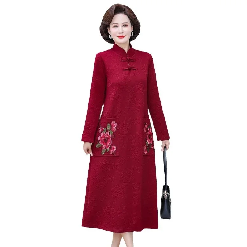 Новинка 2024 стильное утепленное китайское платье с флисовой подкладкой бежевое