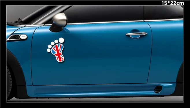 Наклейка на кузов автомобиля 2 шт.