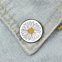 white daisy printed pin custom funny brooches shirt lapel bag cute badge cartoon cute jewelry gift for lover girl friends