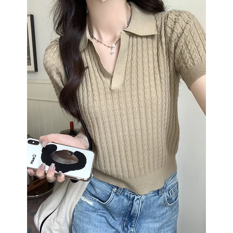 Женская трикотажная футболка с коротким рукавом и воротником-поло