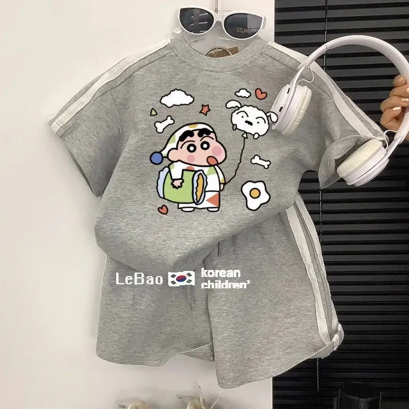 Фото Милый спортивный костюм для мальчиков в стиле аниме Crayon Shin Chan, детский комплект из 2 предметов из мягкого хлопка, комплект из футболки и шорт в корейском стиле, комплект домашней одежды Kawaii №5