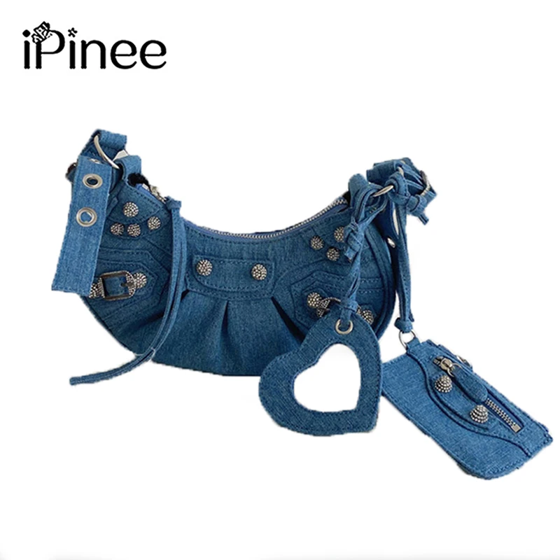 

Small motorcycle crescent bag 2022 autumn new pleated rivet armpit bag half moon dumpling handbag shoulder bag