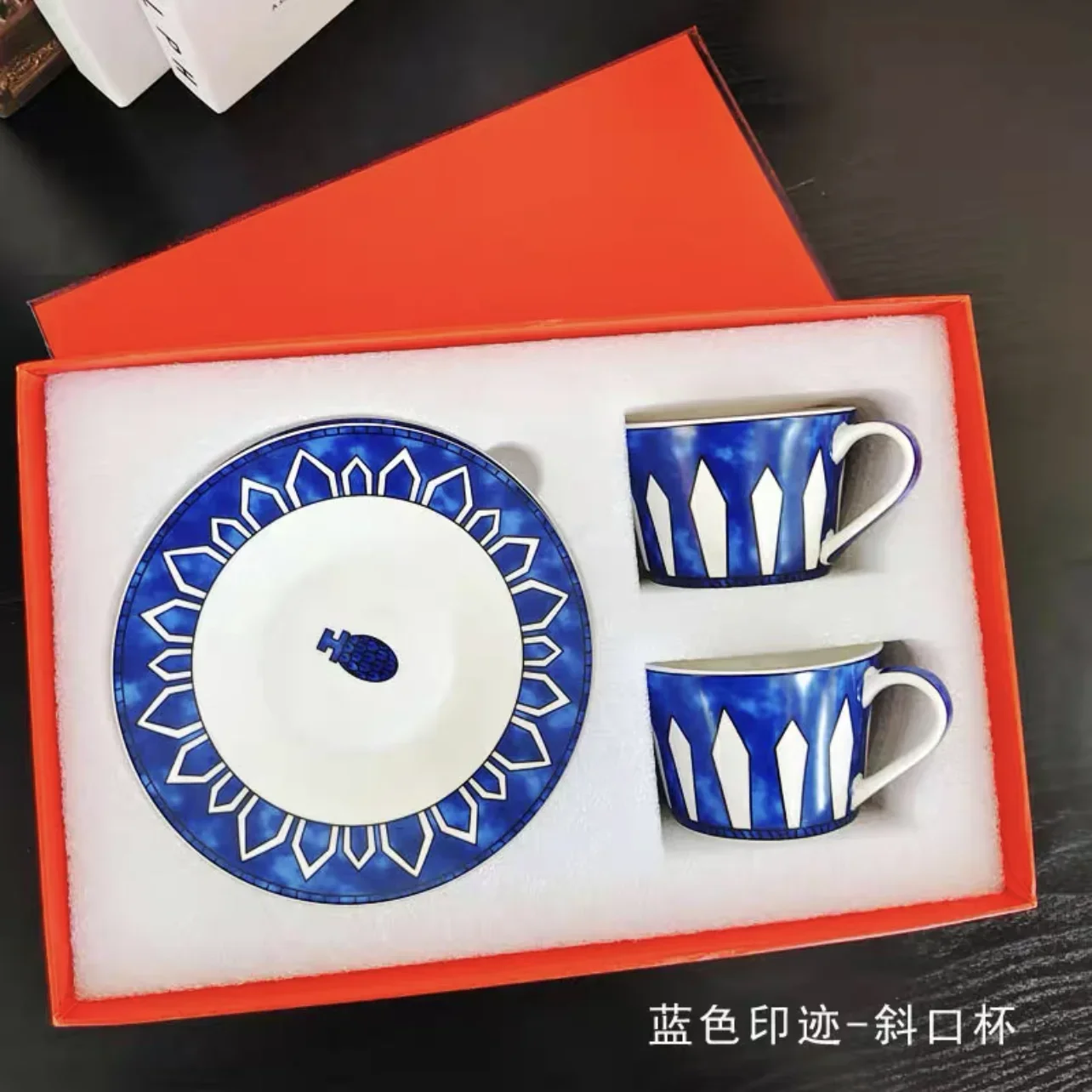 Сертифицированные высококачественные футболки leichte