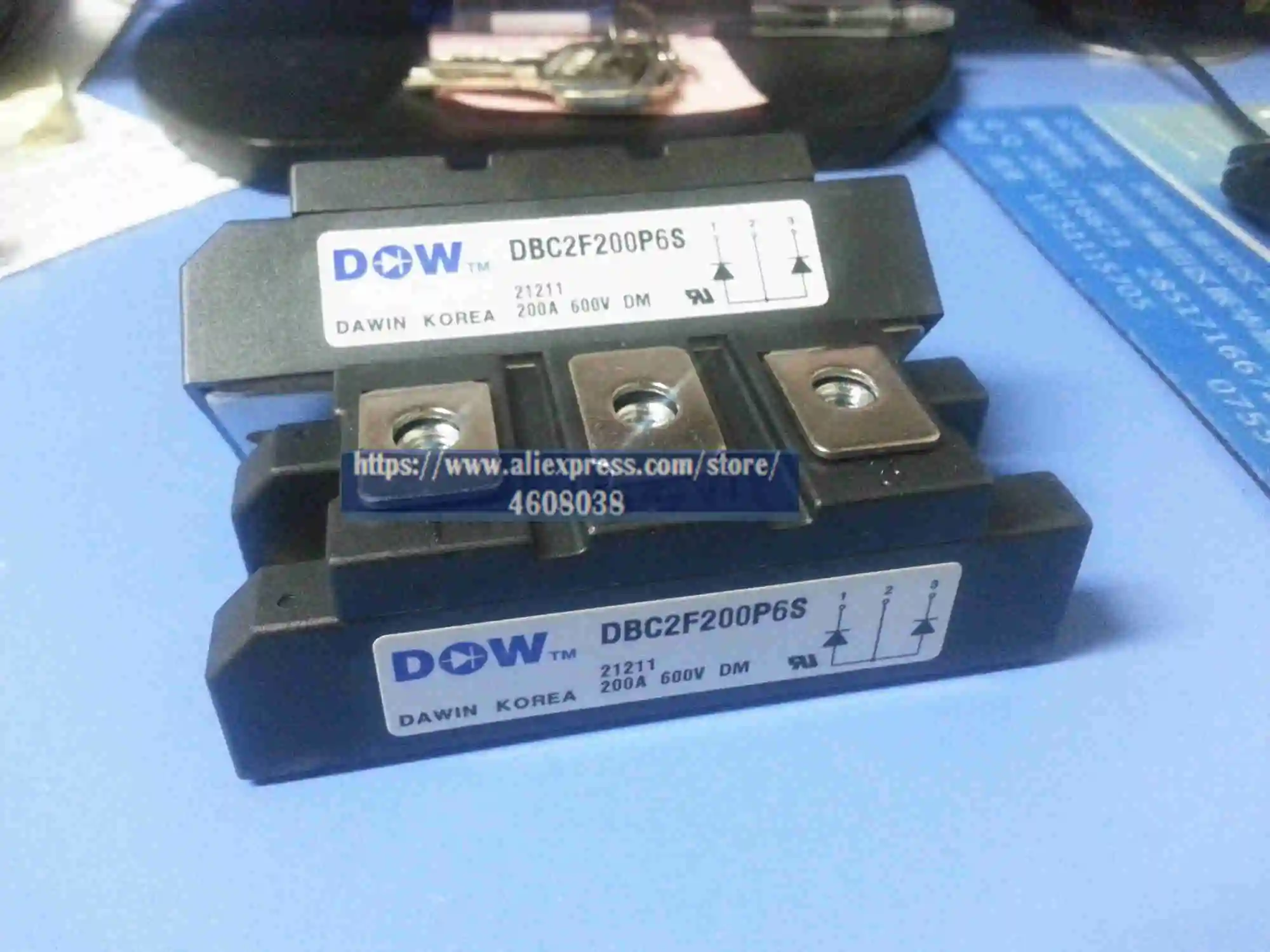 DH2F100N6S DBC2F200N6S DBC2F200P6S DS1F300N6S DS1F300N4S LIVRAISON GRATUITE NOUVEAU ET ORIGINAL MODULE