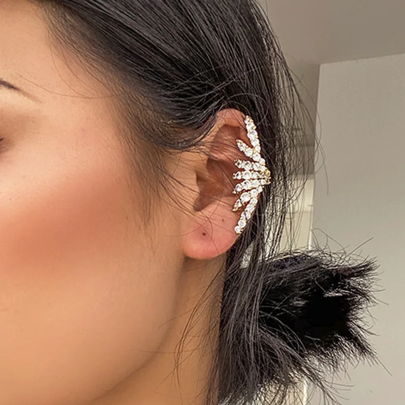 

VSnow Punk Cubic Zircon Shark Earrings Clip Earrings for Women Trendy Shiny Gold Silver Color Earring Jewellery Pendientes