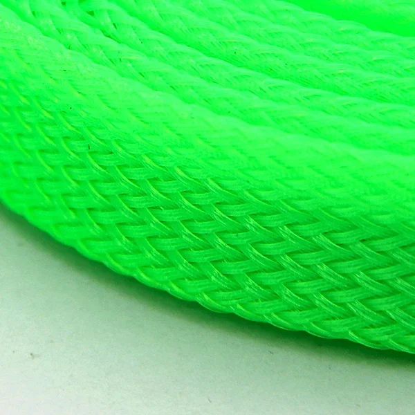 Высокоплотный нейлоновый кабель-рукав PET 2/10 м