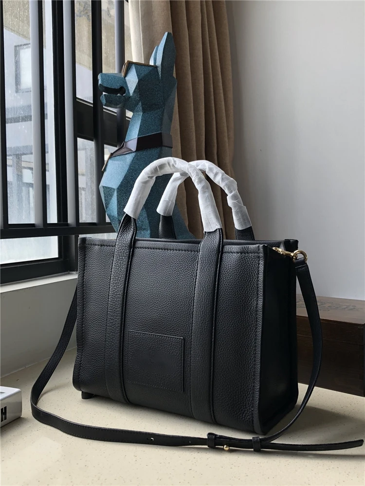 The Tote Bag For Women Leather Tot Bag Crossbody Female Handbag New Solid Lette Leisure Large Luxury Fashion Bag