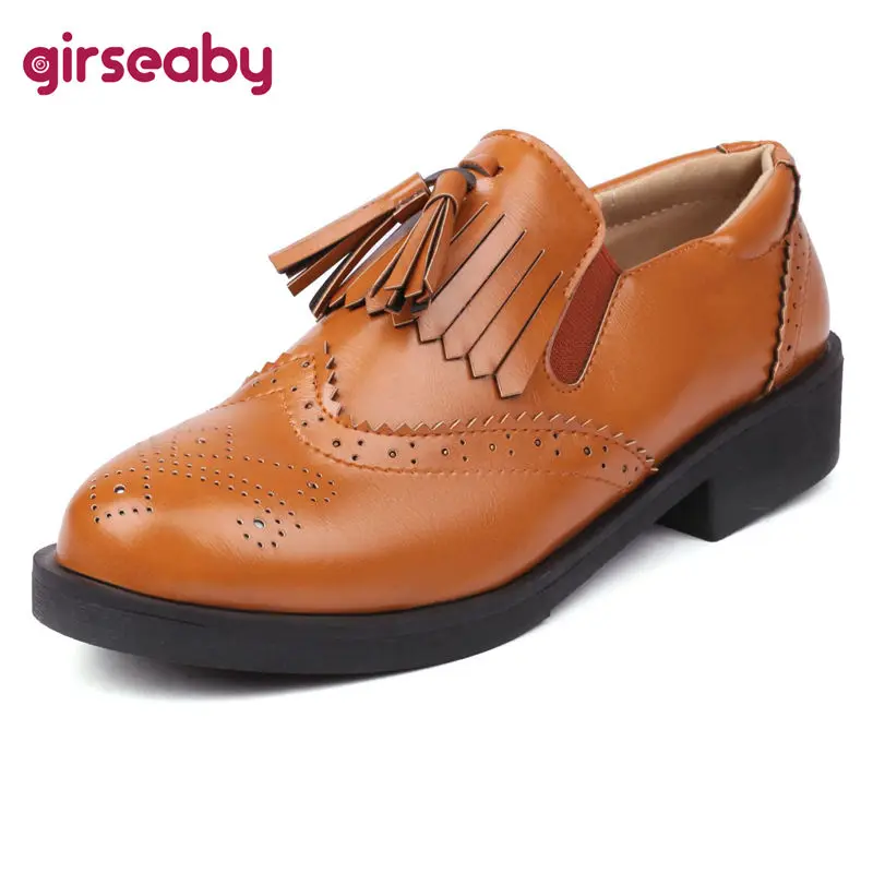

Girseaby Ladies Flats Round Toe Slip On Platform Tassels Breathable Brogue Shoes For Female Casual Office Large Size 48 49 50