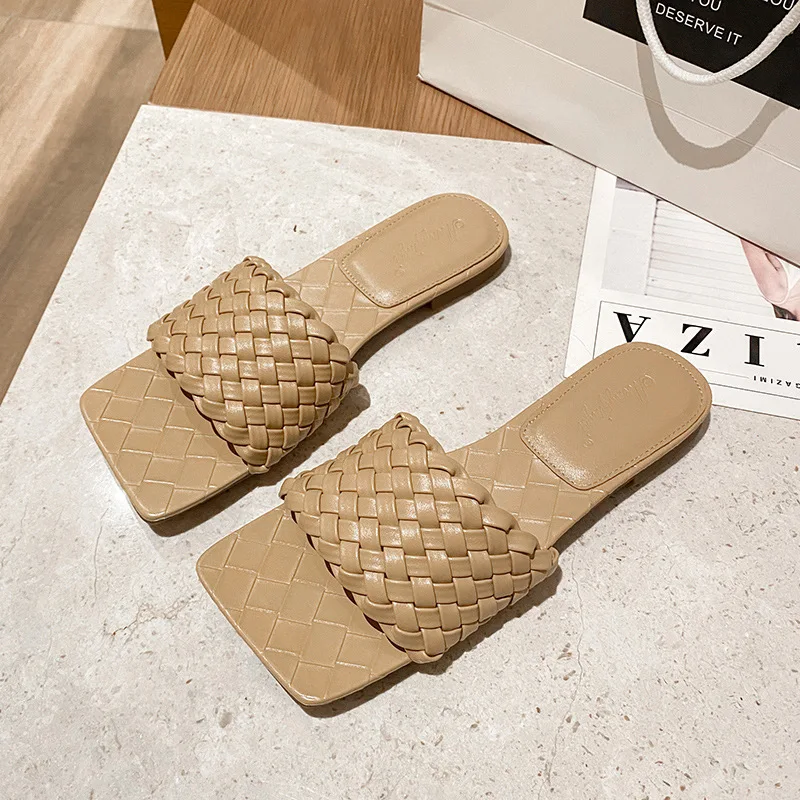 

Женские летние тапочки, новый дизайн, пикантные пляжные сандалии с цепочкой, для дома, красочные, для улицы, подходит для женщин, обувь для женщин 38