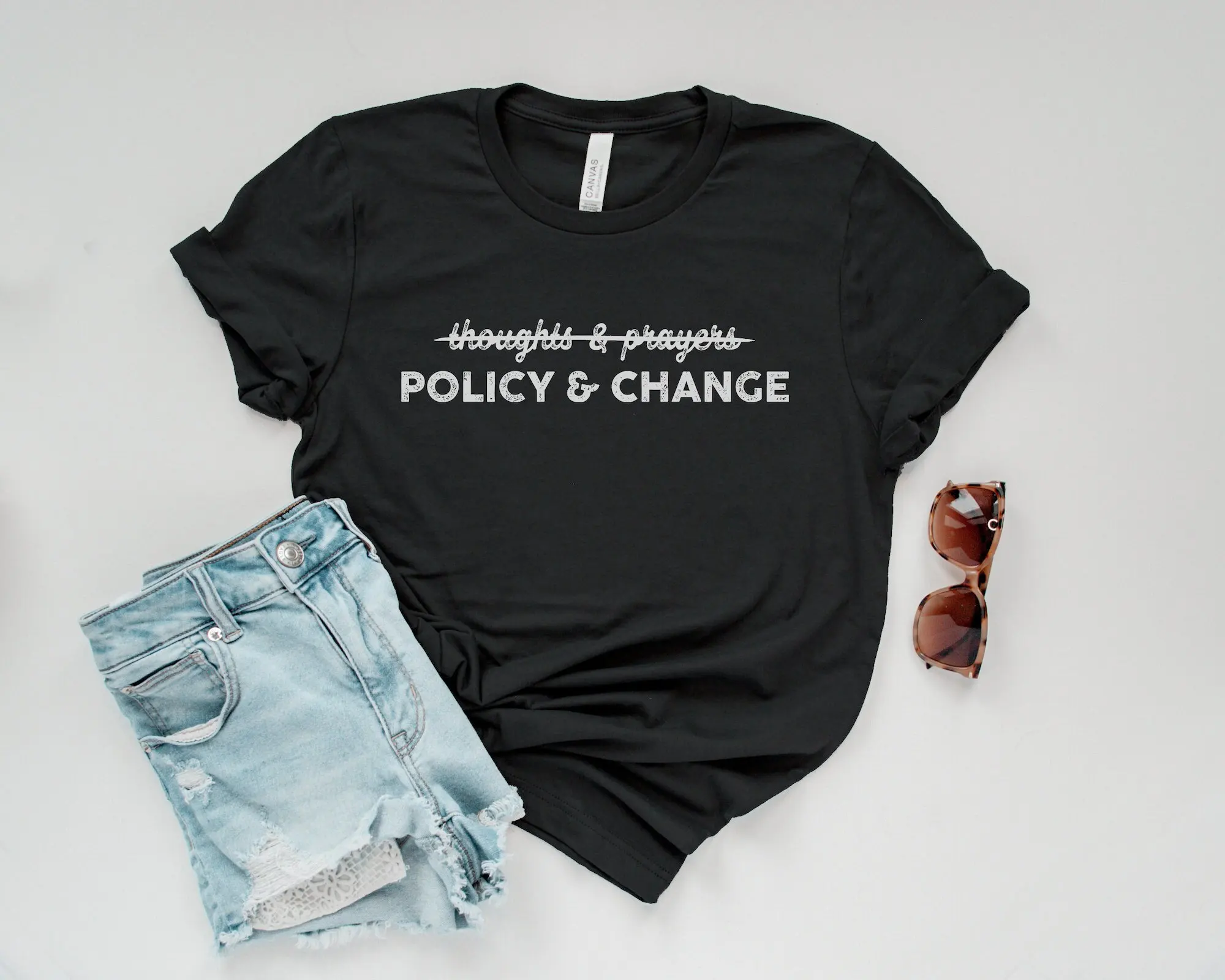 Политика и изменить футболку мысли Молитвы не достаточные активист