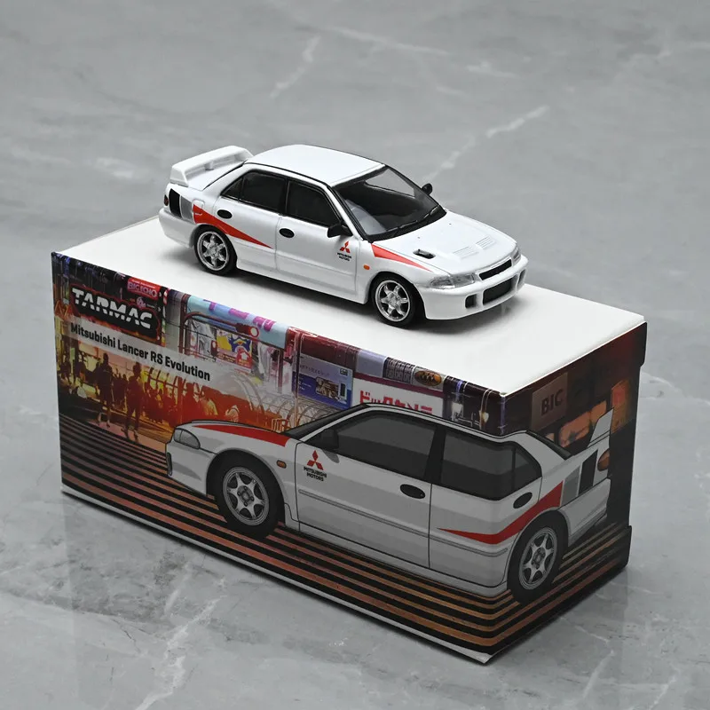 Фото Модель автомобиля Mitsubishi EVO White Lancer RS Evolution из сплава, масштаб 1:64, Diecast Tarmac Works №5