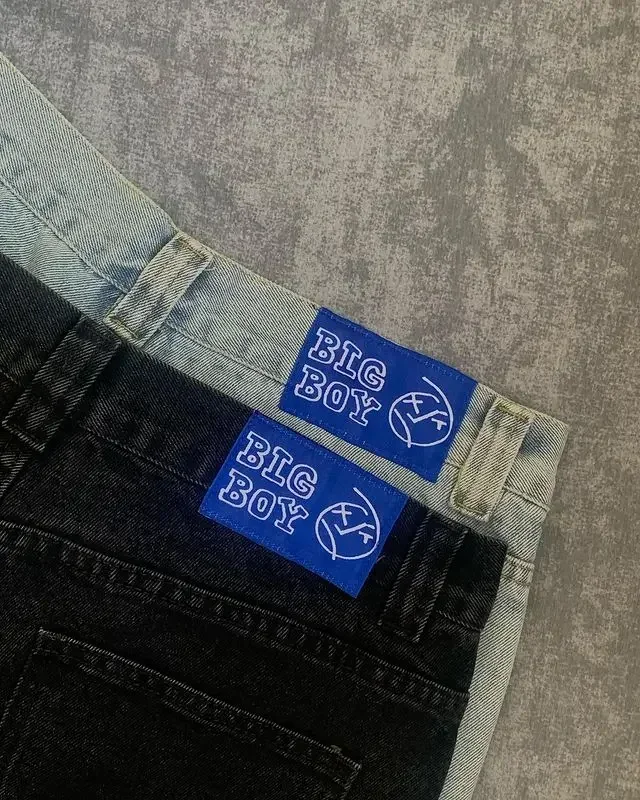 Джинсы-багги с вышивкой в уличном стиле